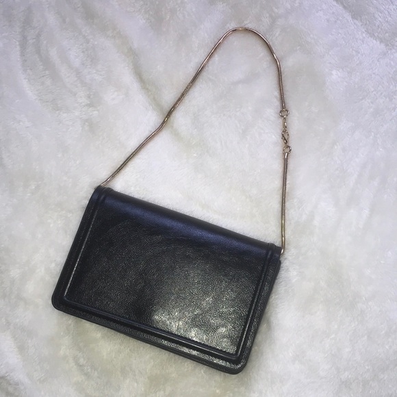 Zara Handbags - NWOT ZARA Gold Chain Purse